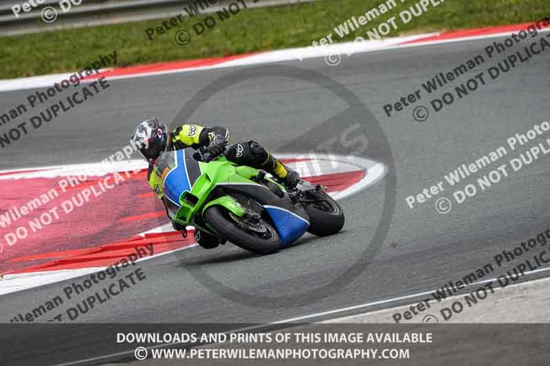 cadwell no limits trackday;cadwell park;cadwell park photographs;cadwell trackday photographs;enduro digital images;event digital images;eventdigitalimages;navarra;no limits trackdays;peter wileman photography;racing digital images;trackday digital images;trackday photos